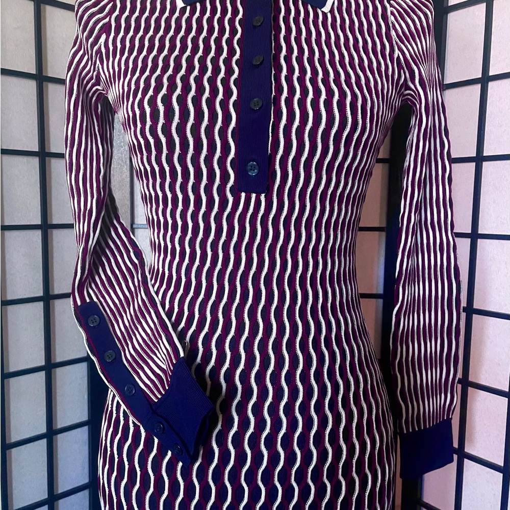 Fitted Wave-Textured Long Sleeve Maxi Dress in red white & blue